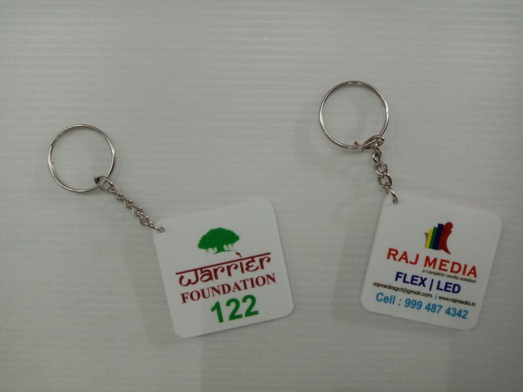 Standard Acrylic Keychain   UV Flatbed Printing